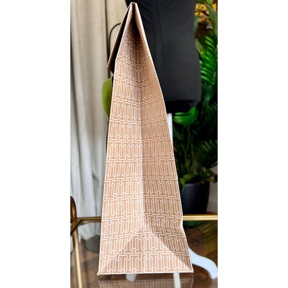 Tory Burch Geometric Pattern Gift Bag With Green Ribbon Tie 14" X 8" X 4" Premiu - Picture 2 of 5
